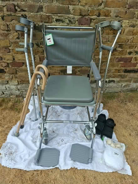 Photo of free Various aids (Welling DA16) #1