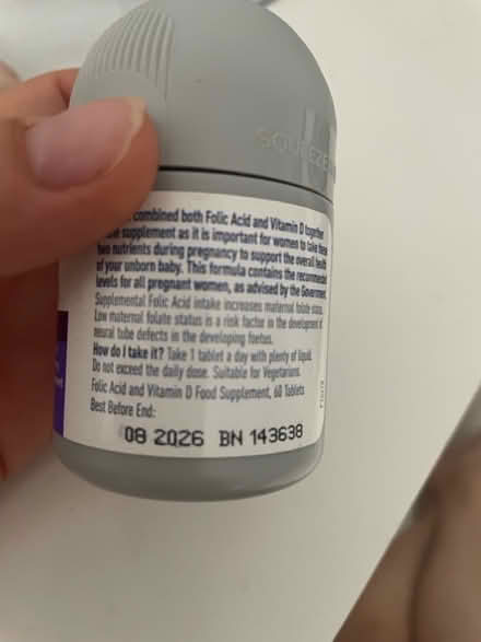 Photo of free New folic acid exp 08/2026 (W4) #2
