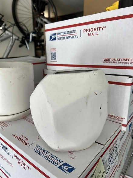 Photo of free small ceramic pots for plants (Moutain View near San Antonio) #4