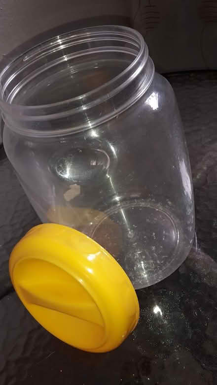 Photo of free Plastic Containers (set of 6) (Queenstown, near MRT) #2