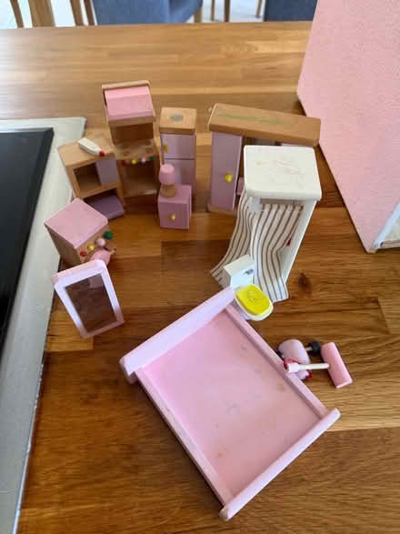 Photo of free Children’s - Dolls house - renovation project? (Middleyard GL5) #4