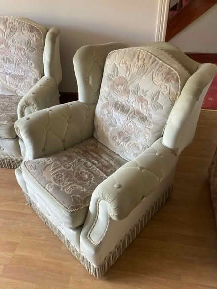 Photo of free Suite - 3 Piece - Vintage (Castleknock) #4