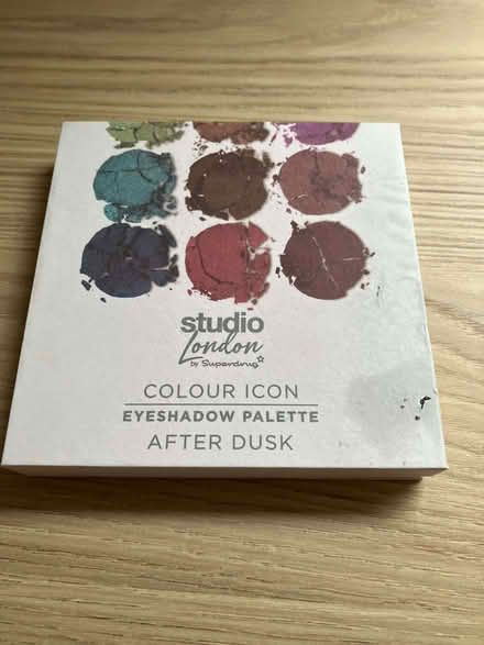 Photo of free Make up - mostly not touched (Whittle Springs PR6) #1