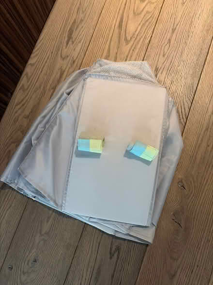 Photo of free In closet hanging shelf storage (N7 - Barnsbury) #3