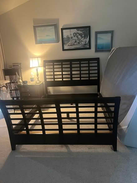 Photo of free Black bedroom furniture (The Vineyards of Saratoga) #1