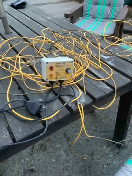 Photo of free Soil warming cable (Matlock DE4) #1