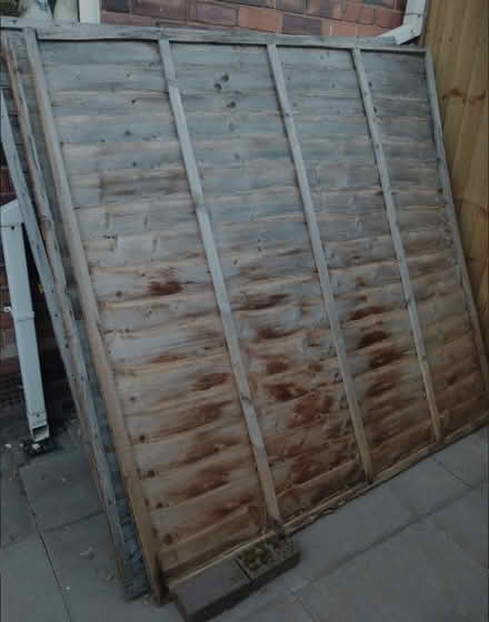 Photo of free 6ftX6ft old/used fence panels (Wordsley DY8) #1