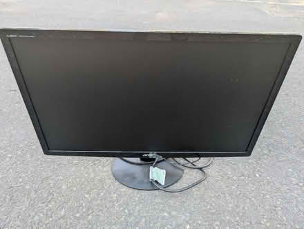 Photo of free PC monitor - Acer S240HL (Brookwood GU24) #1