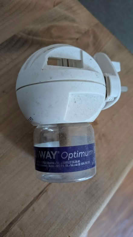 Photo of free Feliway plug in diffuser (Stockwell SW9) #1