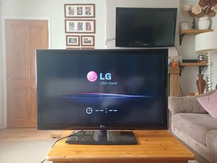 Photo of free LG tv (Brockworth GL3) #1