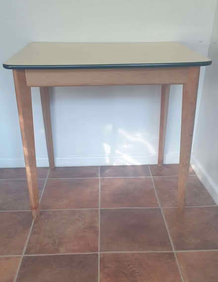 Photo of free Table (Neithrop OX16) #1