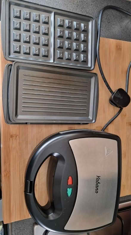 Photo of free Sandwich maker (Palmer Avenue DA12) #1