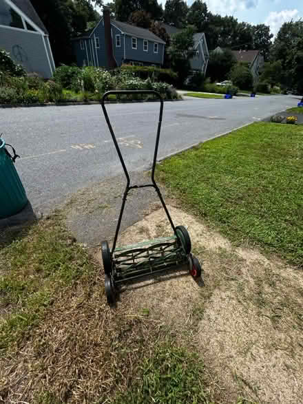 Photo of free Manuel lawn mower (lexington) #1