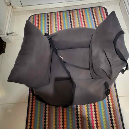 Photo of free Small soft carseat (Ox14 1he) #1