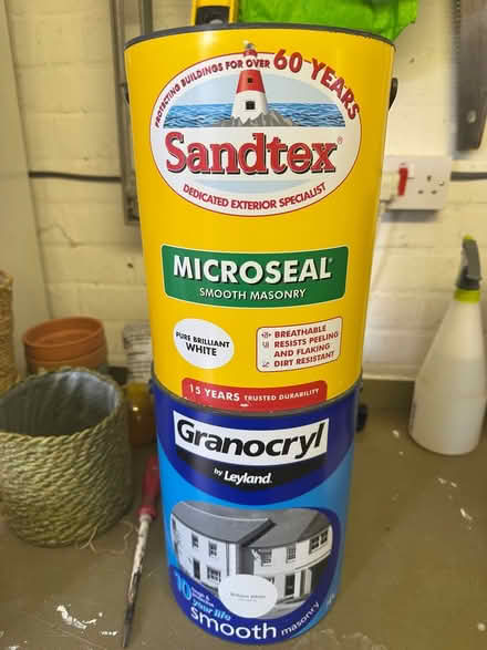 Photo of free Car Oil and Masonry Paint (Finham CV3) #1