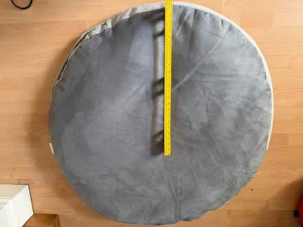 Photo of free Large round dog bed (Twerton, BA2) #1