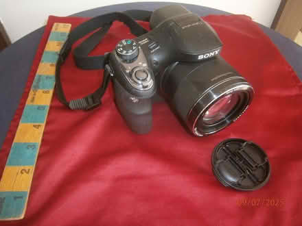 Photo of free Sony Cyber-shot camera (Denham UB9) #2