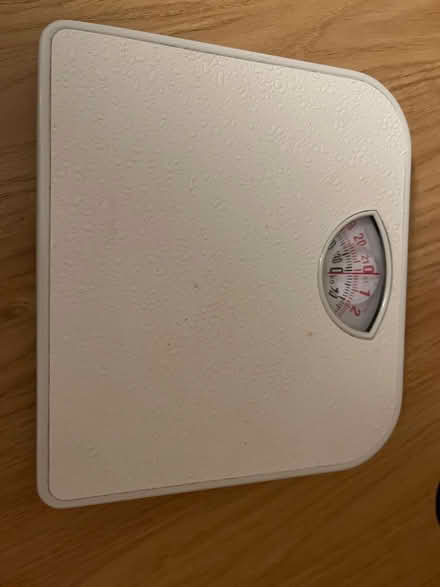 Photo of free Weighing scales (Bloomfield BA2) #1