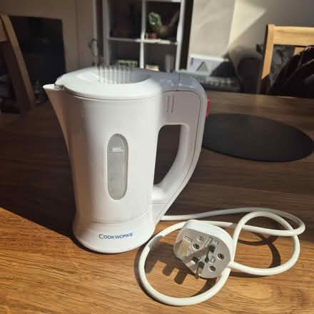 Photo of free 0.7l electric kettle (Frome BA11) #1