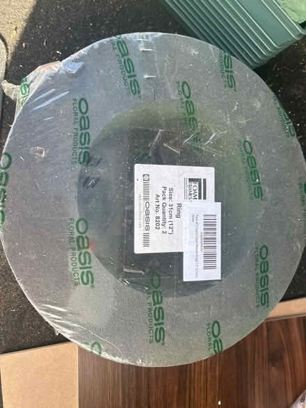 Photo of free Oasis trays and wreath (Thingwall CH61) #2