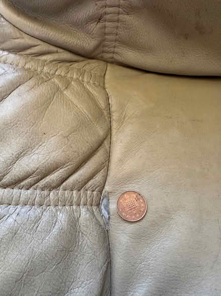 Photo of free Leather sofa (Eastleigh SO50) #2