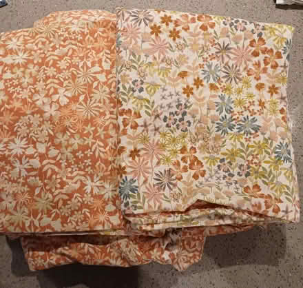 Photo of free King size duvet cover and 2 pillowcases (Pangbourne RG8) #1