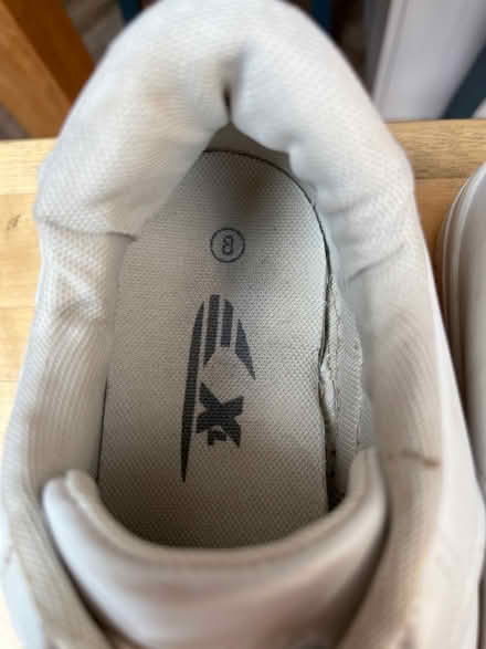 Photo of free White trainers - size 8 (Wainscott ME3) #2