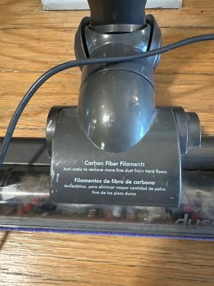 Photo of free Dyson cordless vacuum (Buffalo Grove, IL) #3