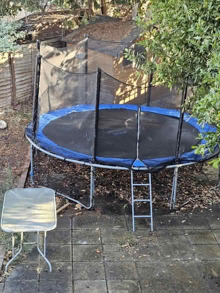 Photo of free 13ft/4m Trampoline (Woking GU22) #2