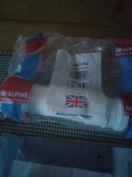 Photo of free Bath Plumbing Bits (Catherine-de-Barnes B91) #2