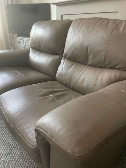 Photo of free 2 seater leather couch (Scarisbrick, ormskirk) #3