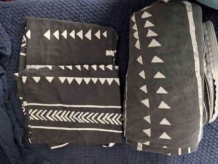 Photo of free King sheets (College park) #1