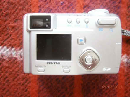 Photo of free Pentax Optio 550 camera (Denham UB9) #3