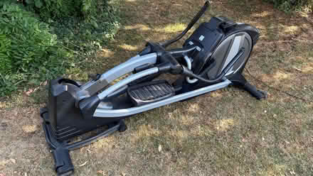 Photo of free NordicTrack SpaceSaver SE7i Elliptical Cross Trainer (Garsington OX44) #4