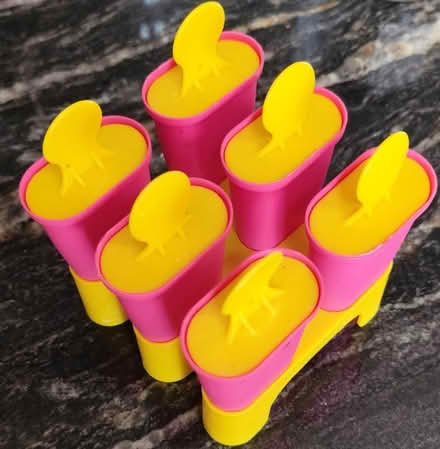Photo of free Ikea Chosigt Ice Lolly Mould Set (Highcliffe SO23) #1