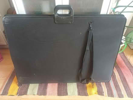 Photo of free A1 portfolio case (Tooting SW17) #1