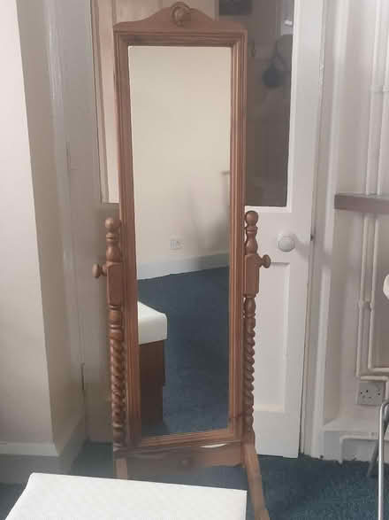 Photo of free Mirror (Cutteslowe OX2) #1