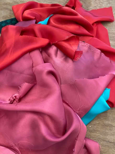 Photo of free Fabric, ribbons, trimmings (GMV SE10) #3