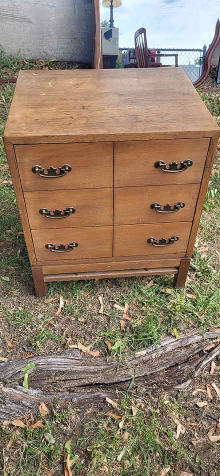 Photo of free End table (7 Harrington Terr Cambridge) #1