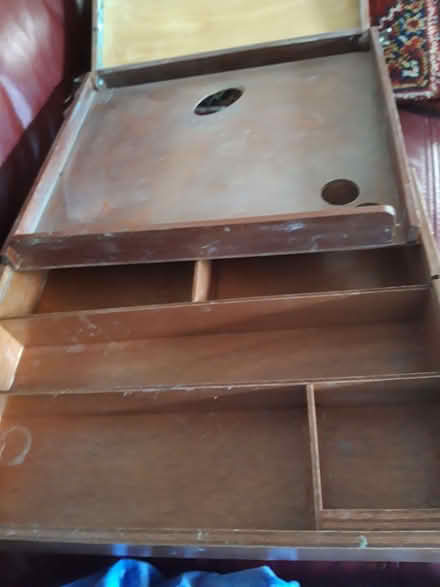 Photo of free Vintage hand held paint easle (Malvern WR14) #2