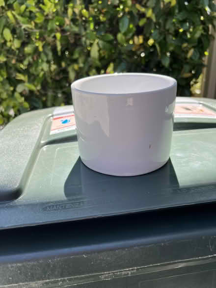 Photo of free small ceramic pots for plants (Moutain View near San Antonio) #1
