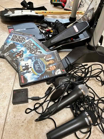 Photo of free Playstation 2 (yonge & Finch) #2
