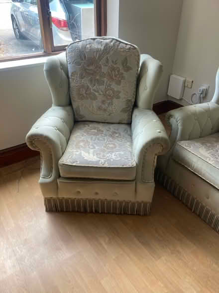 Photo of free Suite - 3 Piece - Vintage (Castleknock) #3