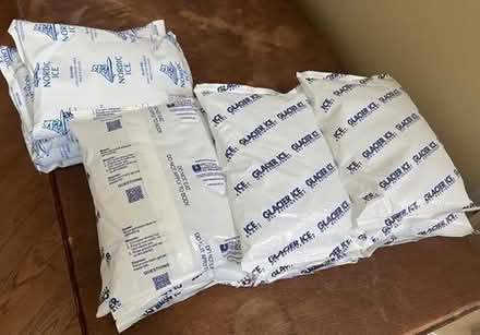 Photo of free many re-usable gel ice packs [20886] #1