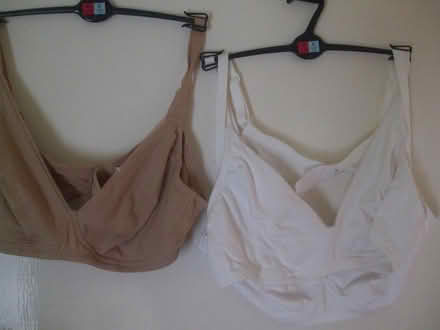 Photo of free 3x ladies bras 40C (Stretford M32) #1