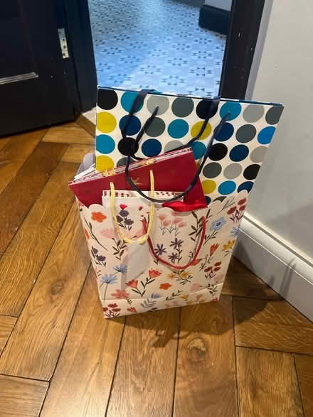 Photo of free Loads of gift bags (Upper Wolvercote OX2) #1