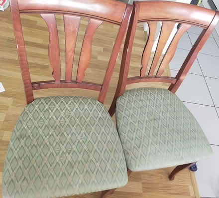 Photo of free Dinning set (Surrey quays Se8) #3