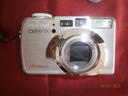 Photo of free Pentax Optio 550 camera (Denham UB9) #2