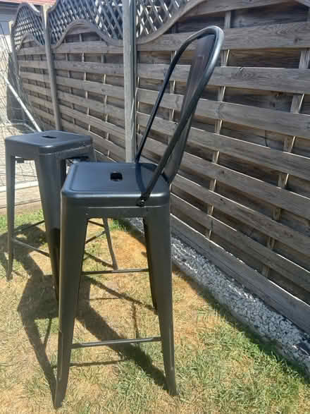 Photo of free Black bar stools x 4 (Cheshunt EN7) #2
