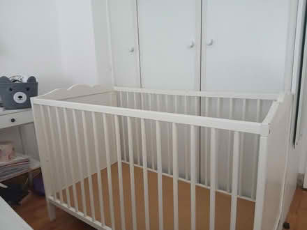 Photo of free Baby cot (Blackrock Dublin) #4